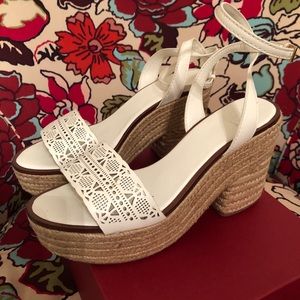 TORY BURCH Canvas Platform Sandals Size 8.5